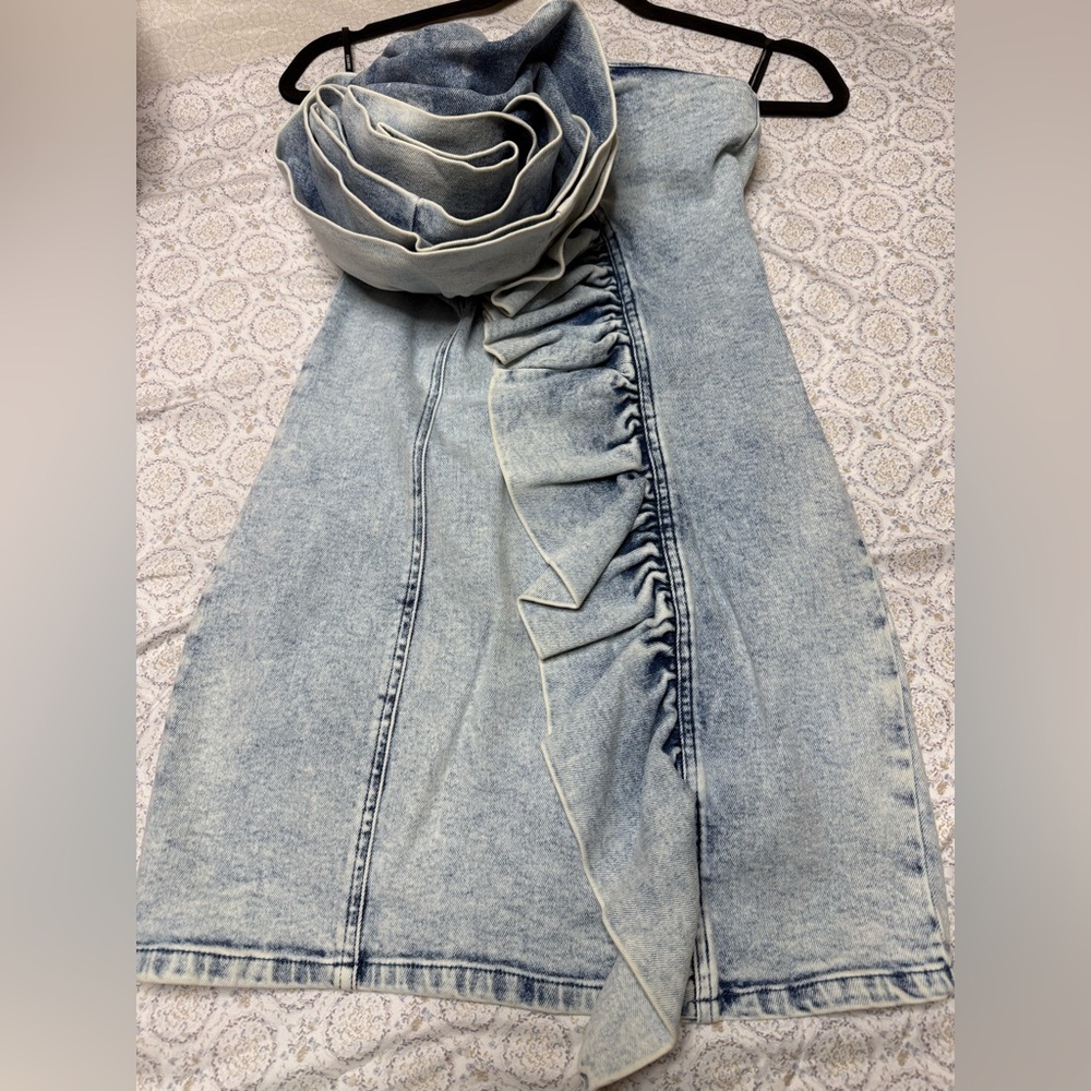 Denim Ruffle Scarf - Picture 2 of 5